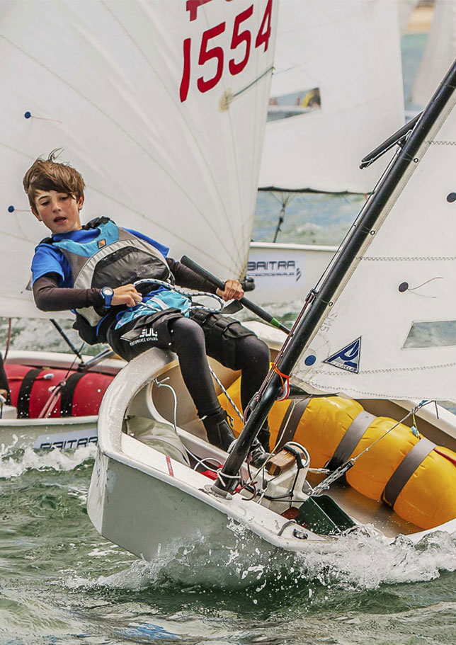 escuela de vela todo el año baiona