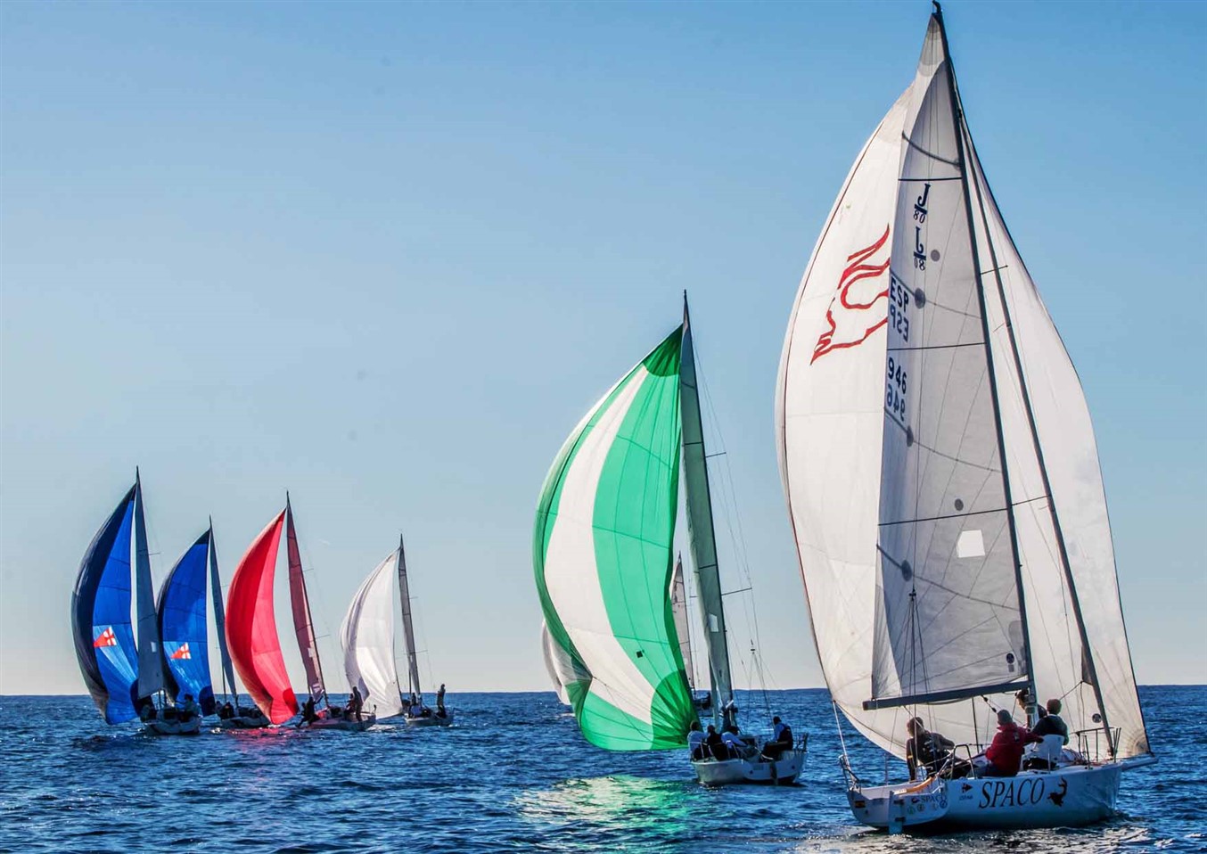 The AEDAS Homes J80 Autumn League faces its outcome in Baiona