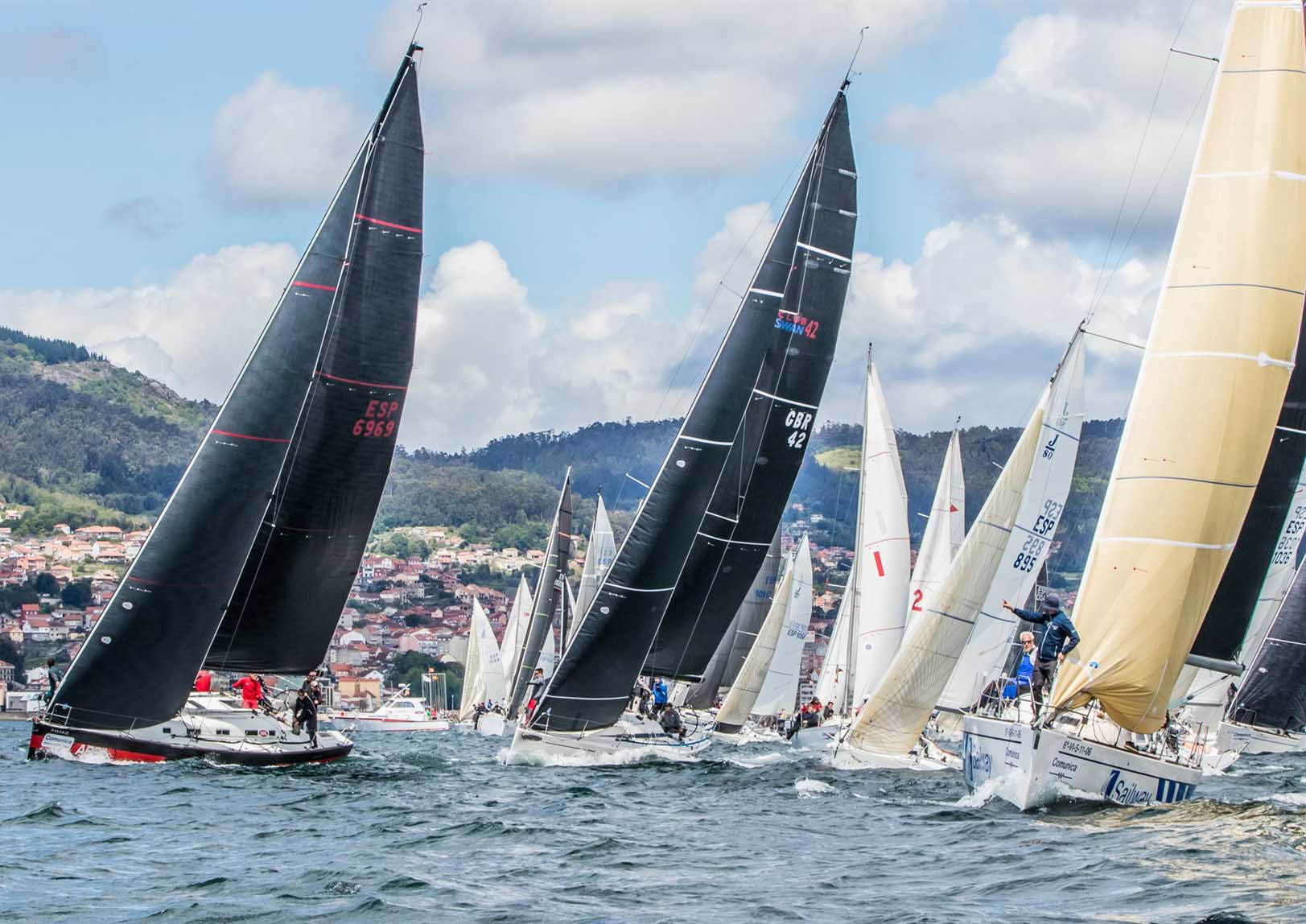 Los barcos del Real Club Náutico de Vigo y el Monte Real se imponen en el Trofeo Comunica