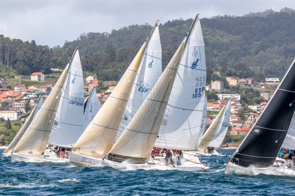 Vigo and Baiona share the great prizes of the CdeC Trophy