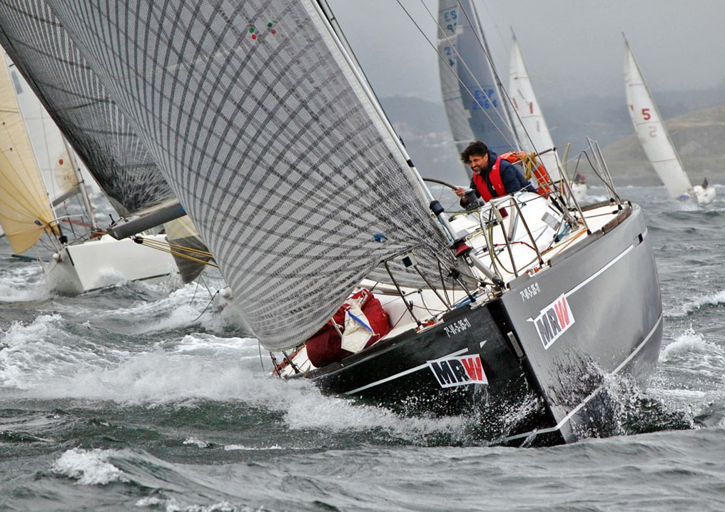 Más de 40 barcos en liza por el Campeonato Gallego de A Dos